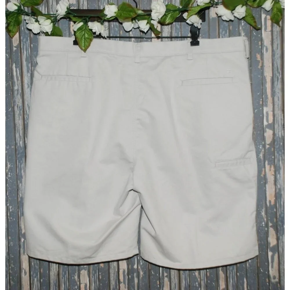 Haggar Men's Classic Khaki Chino Shorts Size 42 Flat Front Pockets Preppy Casual